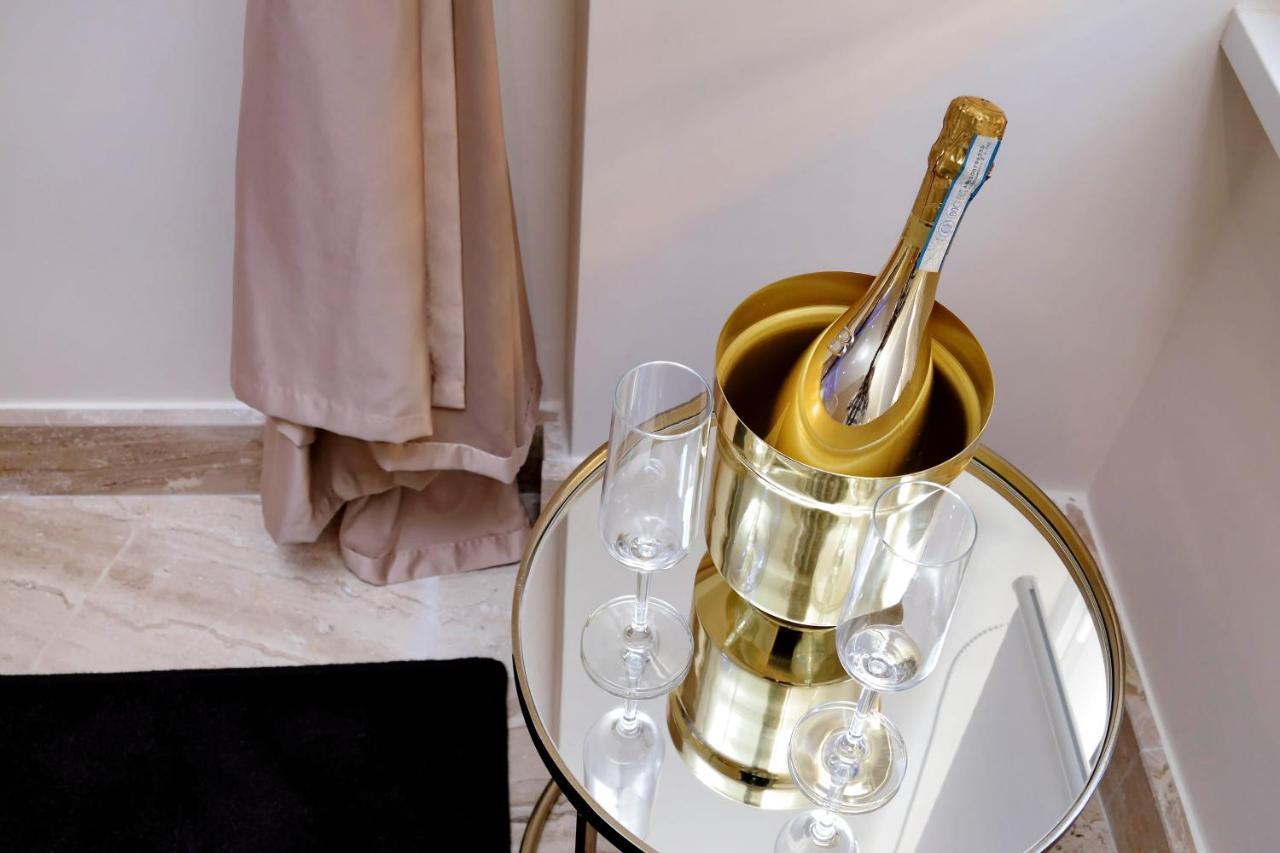 Trevi Diamond Luxury Suites & Jacuzzi 로마 외부 사진