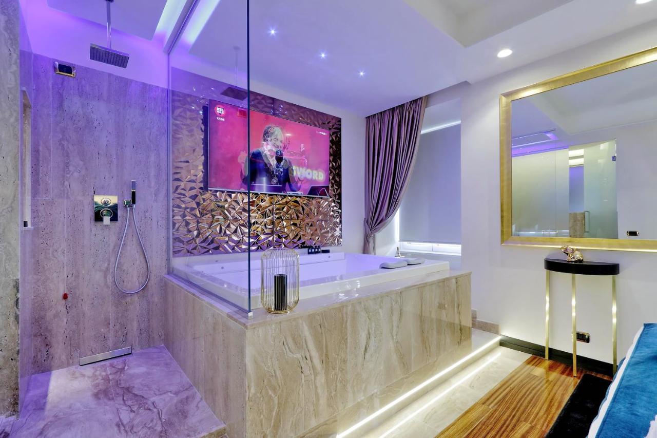 Trevi Diamond Luxury Suites & Jacuzzi 로마 외부 사진
